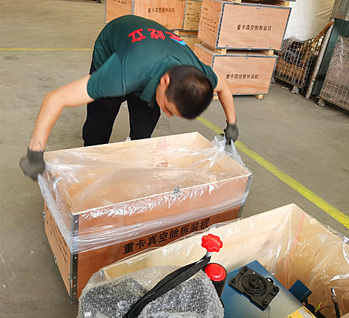 为什么要对拆胎机油缸活塞杆涂润滑油