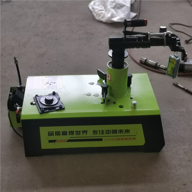 如何解决拆胎机遥控器灯亮而对